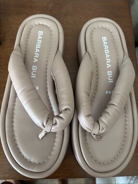Barbara Bui Nude Padded Thong Sandals